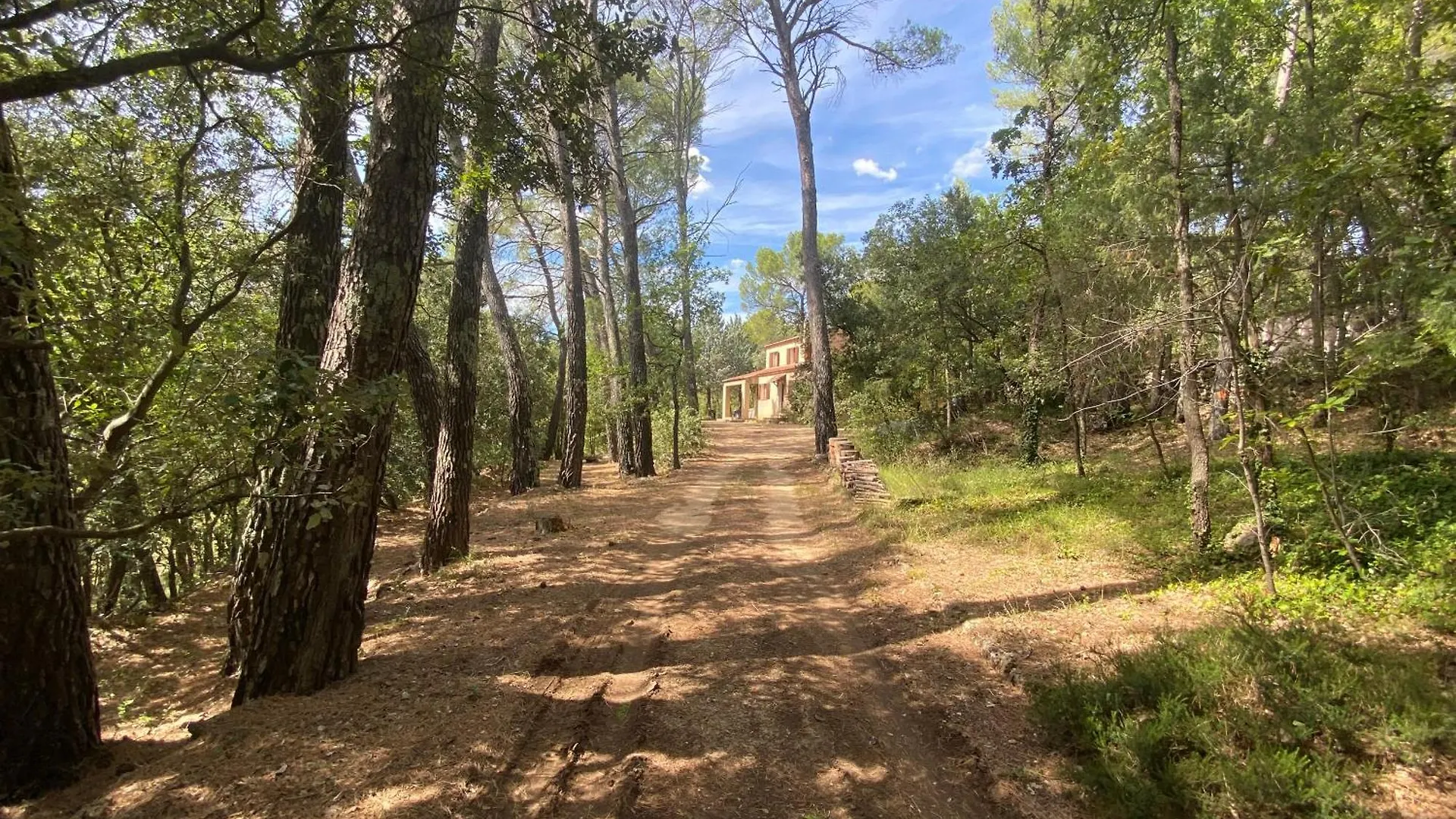 Villa La Commanderie Ponteves France